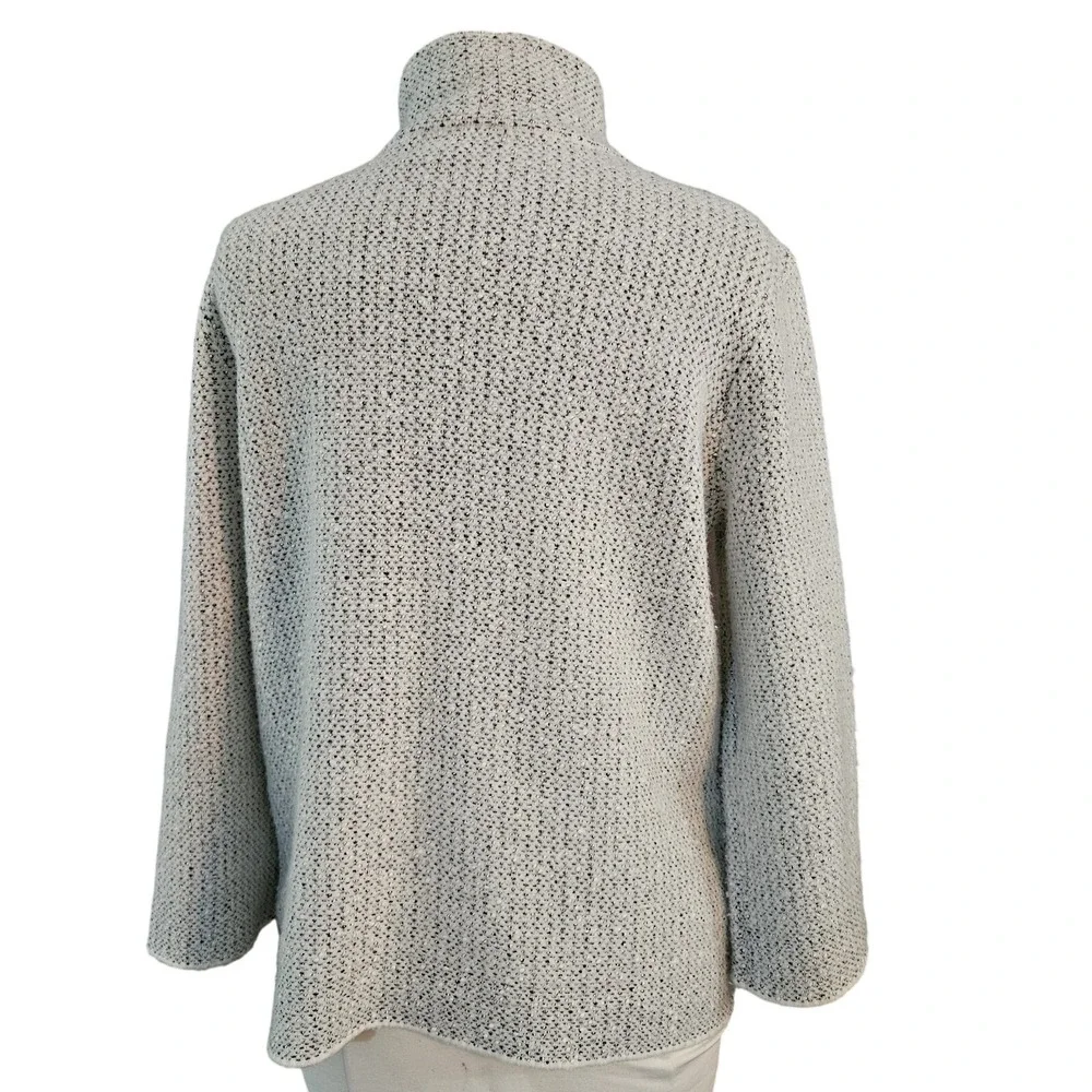 Habitat pullover sweater